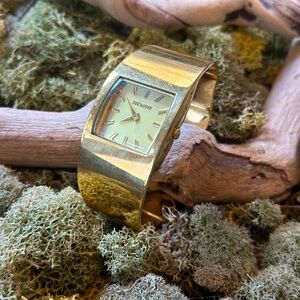 Nixon watch: The Cleo in gold